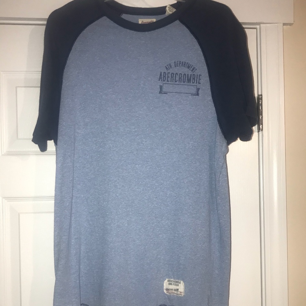 EUC Men’s XL Abercrombie shirt